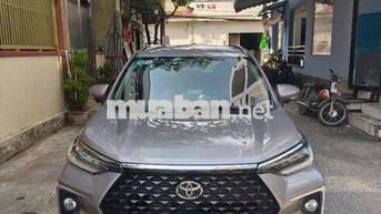 Toyota Veloz Cross CVT Top 2022 - 43000 km