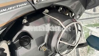 xe cop zin nguyên bản
