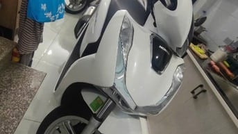 Bán SH 125 mới mua, Odo 9xxkm, BS Tp.HCM, Mới 99,99%, Nguyên zin