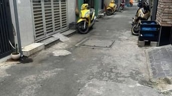 2ty880 Hẻm xe hơi hẻm thẳng cách mt 70met nhà 1 trệt lửng lầu 2pn