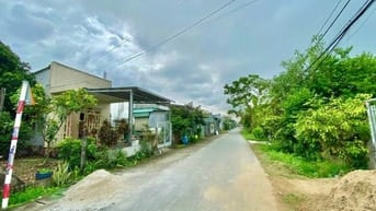 Ngộp Bán 172m2 Thổ Cư, xã Tân Phú Trung giá 650 Triệu có Sổ Hồng Riêng