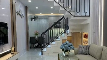 BÁN NHÀ 2 TẦNG ĐƯỜNG TRẦN QUANG DIỆU P14, QUẬN 3 GẦN KHÚC LÊ VĂN SỸ