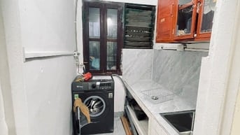 Cc cho thuê căn hộ 23b ngõ 62 Nguyễn chí thanh dt 20-30m , 4,5tr/1th