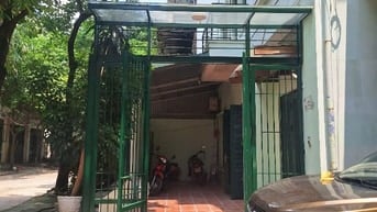 Cho thuê nhà vườn dốc Phụ Sản, Đê La Thành quận Ba Đình Hà Nội 