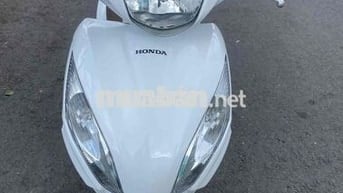xe Vision trắng mới tinh