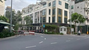 Chủ định cư cần bán gấp biệt thự  tại HaDo Centrosa Garden, 3/2