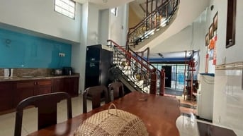 CHO THUÊ NHÀ 3 LẦU HẺM 111 ĐƯỜNG QUANG TRUNG. P TNPB QUẬN 9 