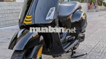 GTS SuperTech 300 HPE Đen 02/2020