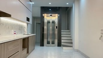 Bán nhà ngõ 299 Đền Lừ 40mx5 tầng thang máy mới xây ngõ 2,8m gần đường