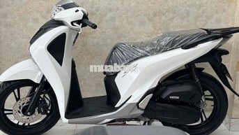 SH 125 đời 2019 siêu mới màu trắng đen 43C1-888.64