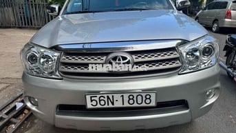 Toyota Fortuner 2009 2.7V - 120000 km