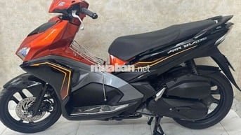 AB 125 màu đen cam mới keng 43C1-535.12