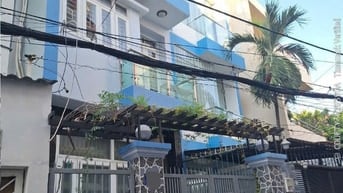 Nhà HXH  2 Mặt Tiền 4 tầng 6 PN tại Lê Quang Định chỉ 10.5 tỷ 