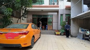 Bán Nhà Biệt Thự Hẻm Xe Hơi Đường Trần Hưng Đạo, Phường2, Quận5, 