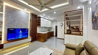 LÁNG - GIÁ ĐẦU TƯ - NHÀ ĐẸP Ở NGAY 30m - 5 TẦNG - GẦN OTO - 7.4 Tỷ 