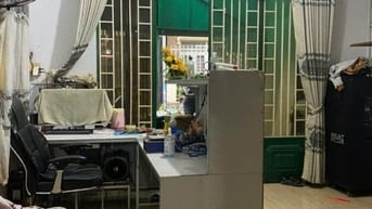 Sang nhượng gấp căn nhà Đ.Giồng Cát, Củ Chi 120m2 SHR. Giá bán 650tr