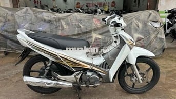 Future fi 2009 trắng 28361 ( hỗ trợ góp )