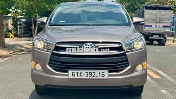 Toyota Innova 2016 2.0E - 90368 km