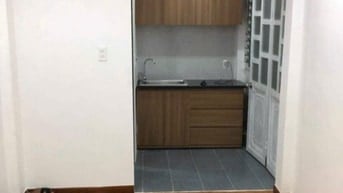 Bán nhà sát mặt tiền Chu Văn An , P12, 18m2 , 2,55tỷ. LH 0866408299