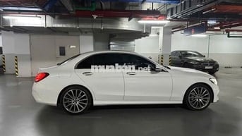 Mercedes Benz C Class 2017 C300 AMG - 140000 km