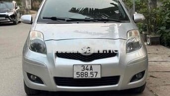 Toyota Yaris 2011 1.5 AT - 11 km