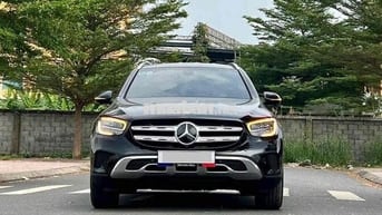Mercedes-Benz GLC200 4matic đen/đen sx2022