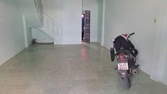 Cho thuê nhà 60 m vuong giá 9 tr . Măt tien phan văn khỏe  