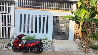 Ngộp Ngân hàng ! Bán căn nhà ở Đ. Trần Thị Bốc , HM 90m2 SHR giá 710tr
