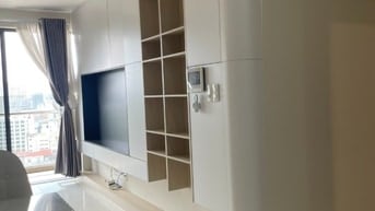 Cần bán gấp căn hộ Central Plaza, DT: 60m2, 2PN, 2wc, giá: 3,9 tỷ, SH