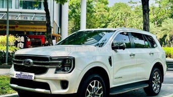 Ford Everest Titanium 2022 2 Cầu - Form Mới - Đẹp