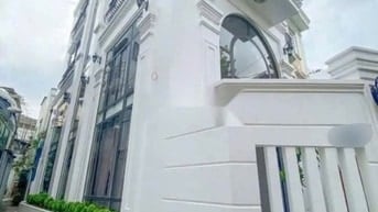 Cho Thuê Nhà Nguyên Căn 40/3a nhiêu tứ, Phường 7, phú nhuận