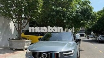 Volvo XC40 2021 R-Design - 48000 km