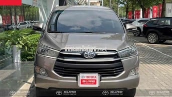 Toyota Innova 2016 2.0E