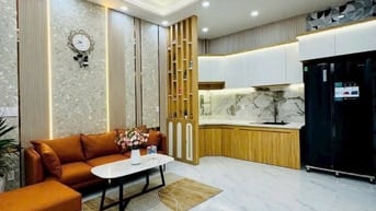 BÁN NHÀ 1 TRỆT 1 LỬNG . 2PN,2WC FULL THỔ CƯ ,SHR GIÁ 1TY780