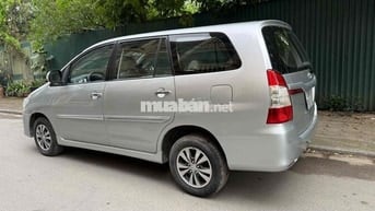 Toyota Innova 2015 2.0G - 185632 km