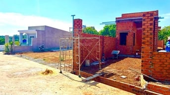 Bán Gấp 2 Lô 10x41=410m2 Sổ Riêng Sát Chợ, Dân Cư Đông Giá 290 Triệu