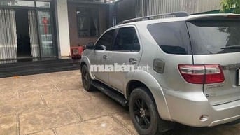 Toyota Fortuner 2011 2.7V - 268000 km