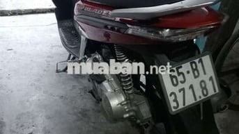 Nhà chật quá nên bán
