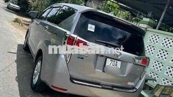 Toyota Innova 2019 2.0E - 86000 km