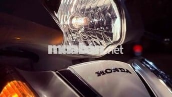 em muốn bán chiếc Honda Lead 4val 2022