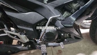 Nhà chật muốn bán xe cho ai cần