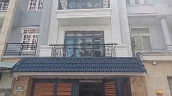 CHO THUÊ NHÀ 3 LẦU MẶT TIỀN ĐƯỜNG D2. P TĂNG NHƠN PHÚ A QUẬN 9 