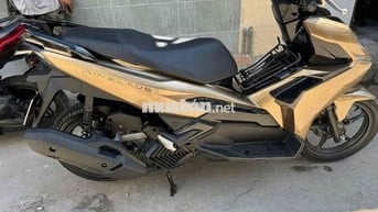 125 4v 2023 xe đẹp máy zin đúng chủ
