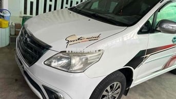 Toyota Innova 2014 2.0J - 170000 km