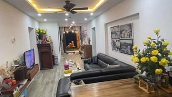 BÁN NHÀ “ĐẸP NHƯ TRANH” TẠI ĐỐNG ĐA, 2 Ô TÔ ĐỖ CỬA, 44.5m2 - 8 Tỷ