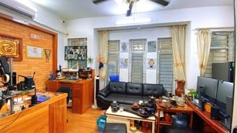 BÁN GẤP NHÀ Q.CẦU GIẤY--SỔ ĐẸP 5 TẦG Ở NGAY