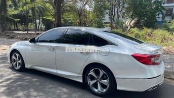 Honda Accord Trắng Nhập Thái Lan 2020