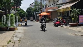 Nhà Kinh Dương Vương, Bình Tân, giáp Q.6; MT đường nhựa 8m vỉa hè 2m