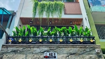 Bán Nhà 4 tầng sổ hồng riêng đường Nguyễn Tư Giản