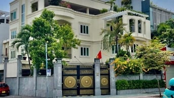 BIỆT THỰ GÓC 2MT ... Lữ Gia, Q.11 - 424m2 (17 x 22) - 3 Tầng Sân Vườn 